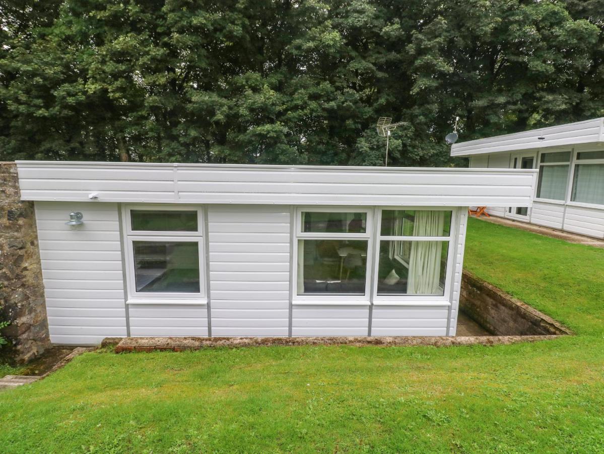 Saltwater Villa Haverfordwest Exterior photo
