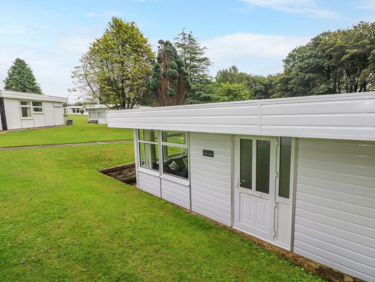 Saltwater Villa Haverfordwest Exterior photo